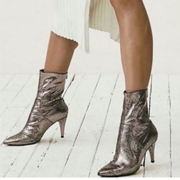 Free People Willa Metallic Leather Ankle Boot Silver Size  8 Eu38 - Picture 2 of 11